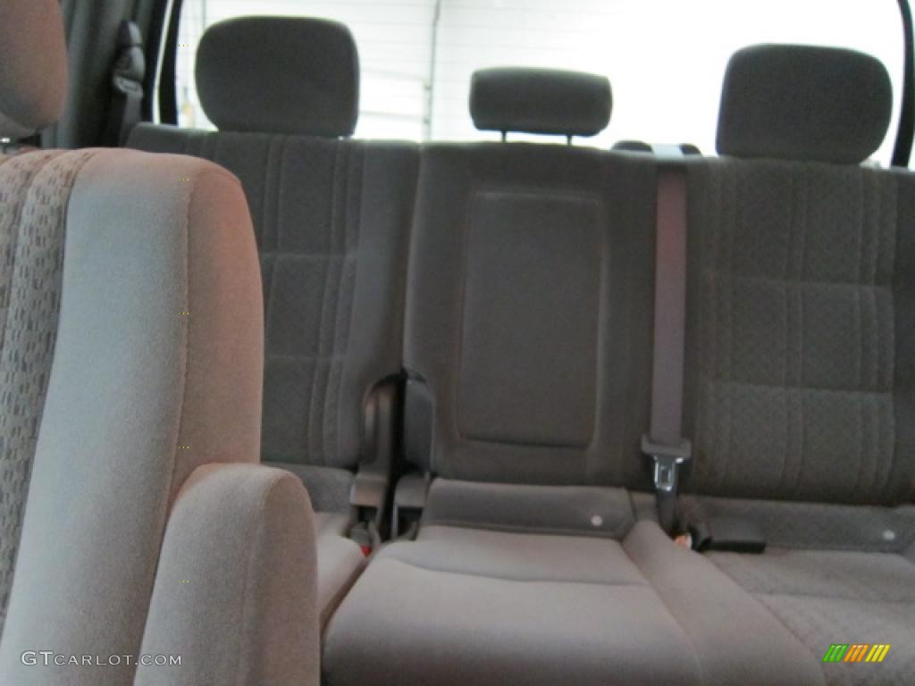 2005 Tundra SR5 Double Cab 4x4 - Phantom Gray Pearl / Light Charcoal photo #6