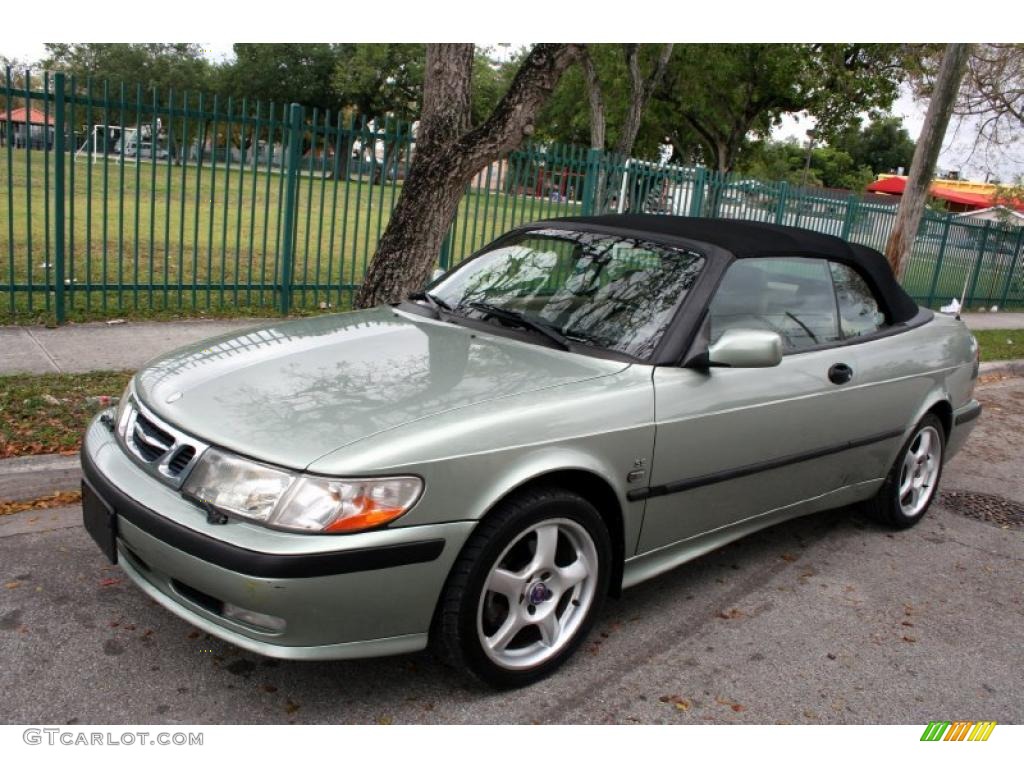 Sun Green Metallic Saab 9-3