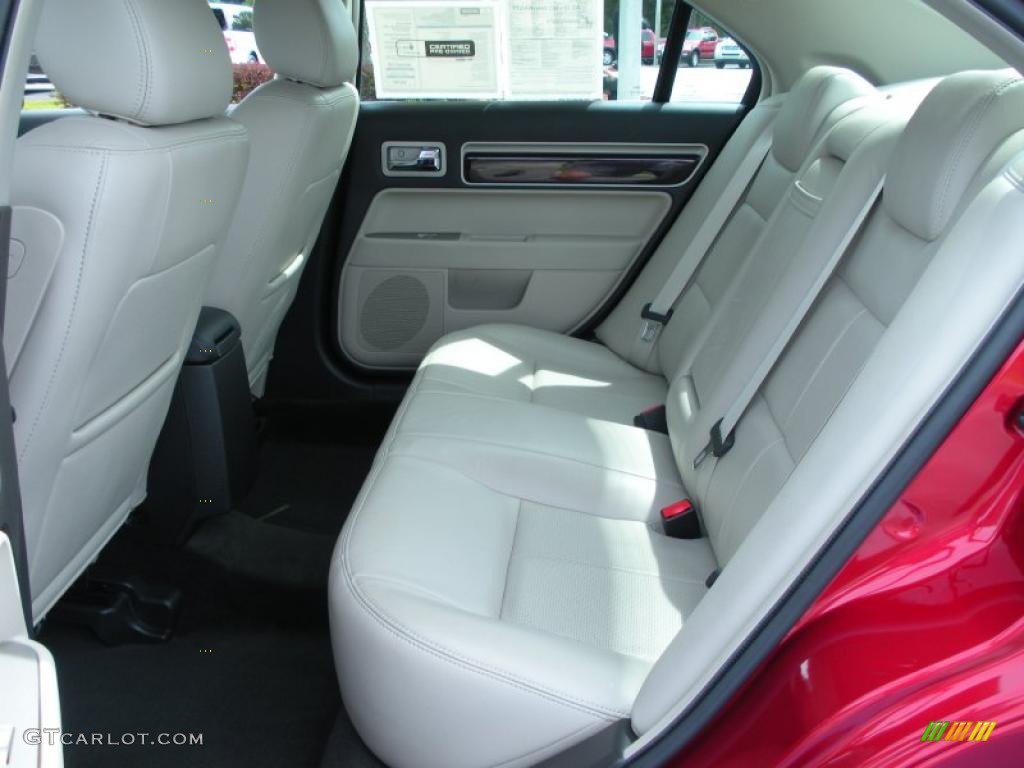 2008 MKZ Sedan - Vivid Red Metallic / Light Stone photo #13