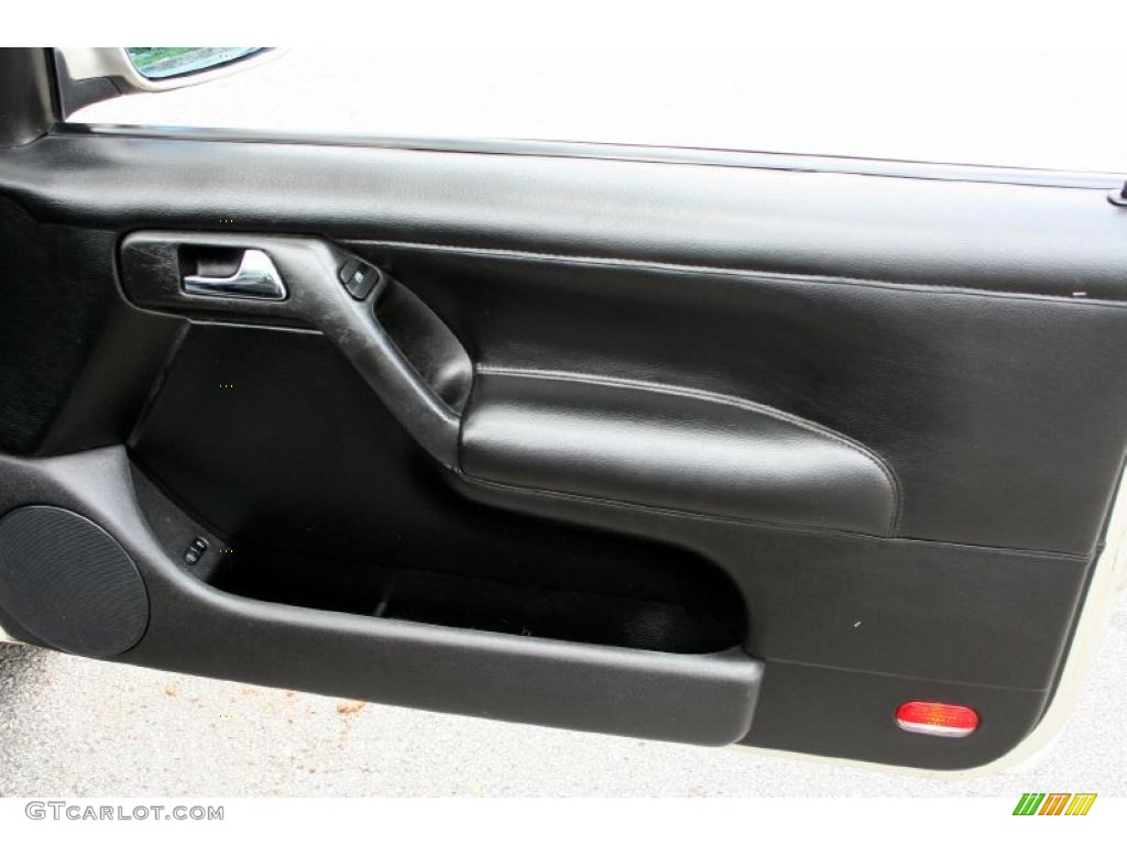 2001 Cabrio GLX - Desert Wind Metallic / Black photo #28
