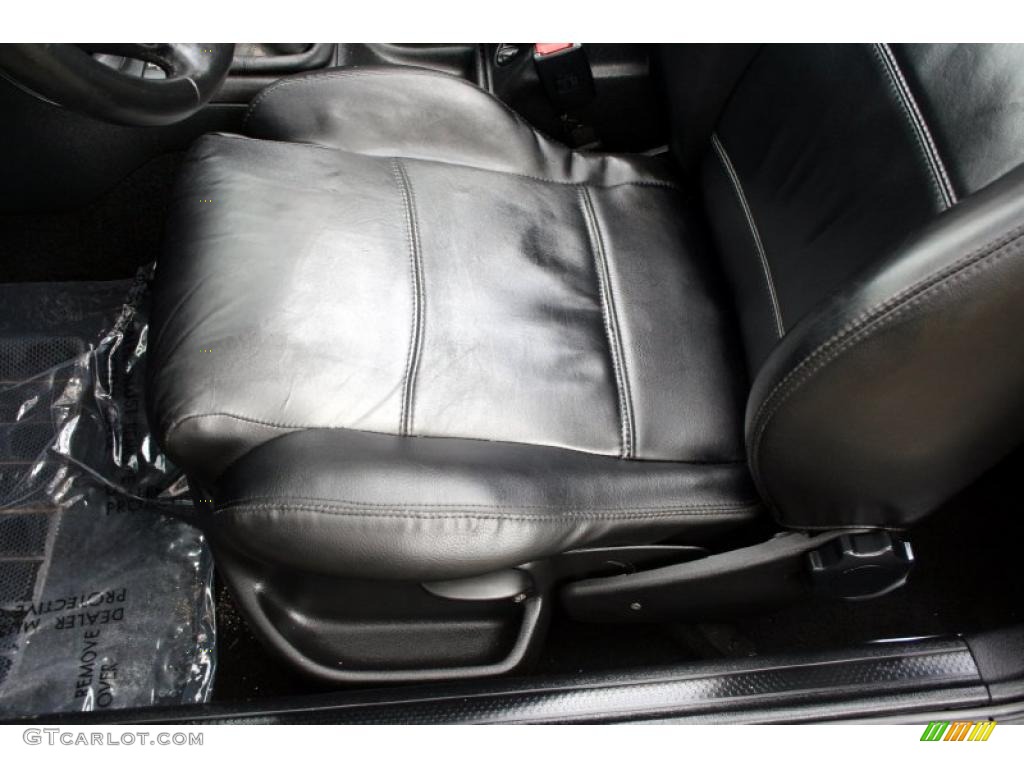 2001 Cabrio GLX - Desert Wind Metallic / Black photo #31