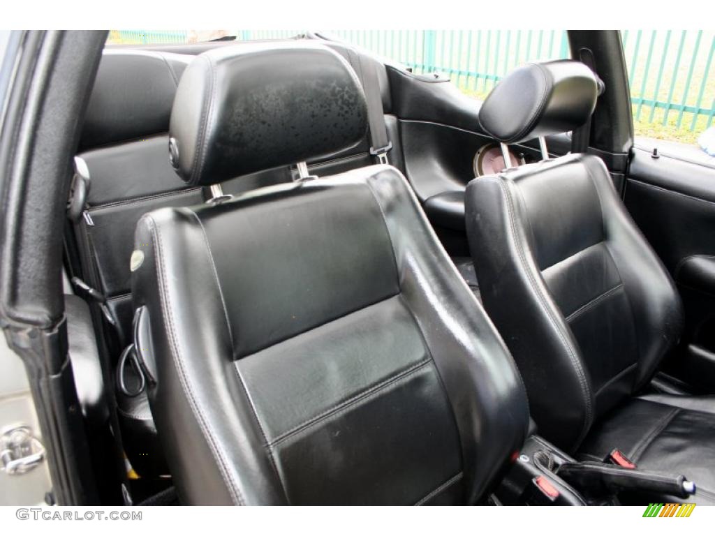2001 Cabrio GLX - Desert Wind Metallic / Black photo #33