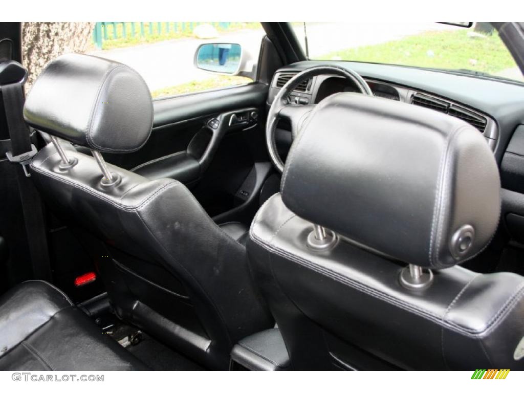 2001 Cabrio GLX - Desert Wind Metallic / Black photo #38
