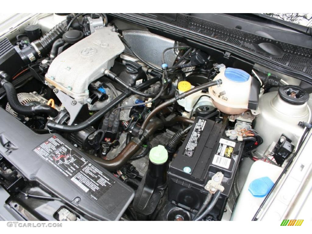 2001 Volkswagen Cabrio GLX 2.0 Liter SOHC 8-Valve 4 Cylinder Engine Photo #47646158