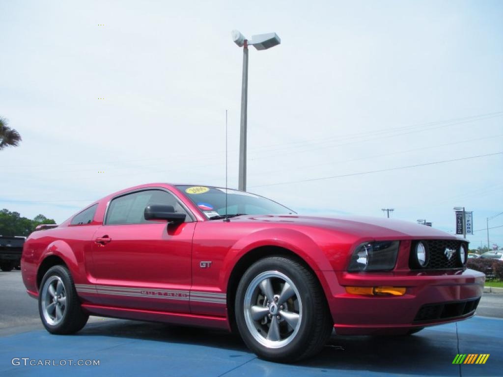 2006 Mustang GT Premium Coupe - Redfire Metallic / Light Parchment photo #7