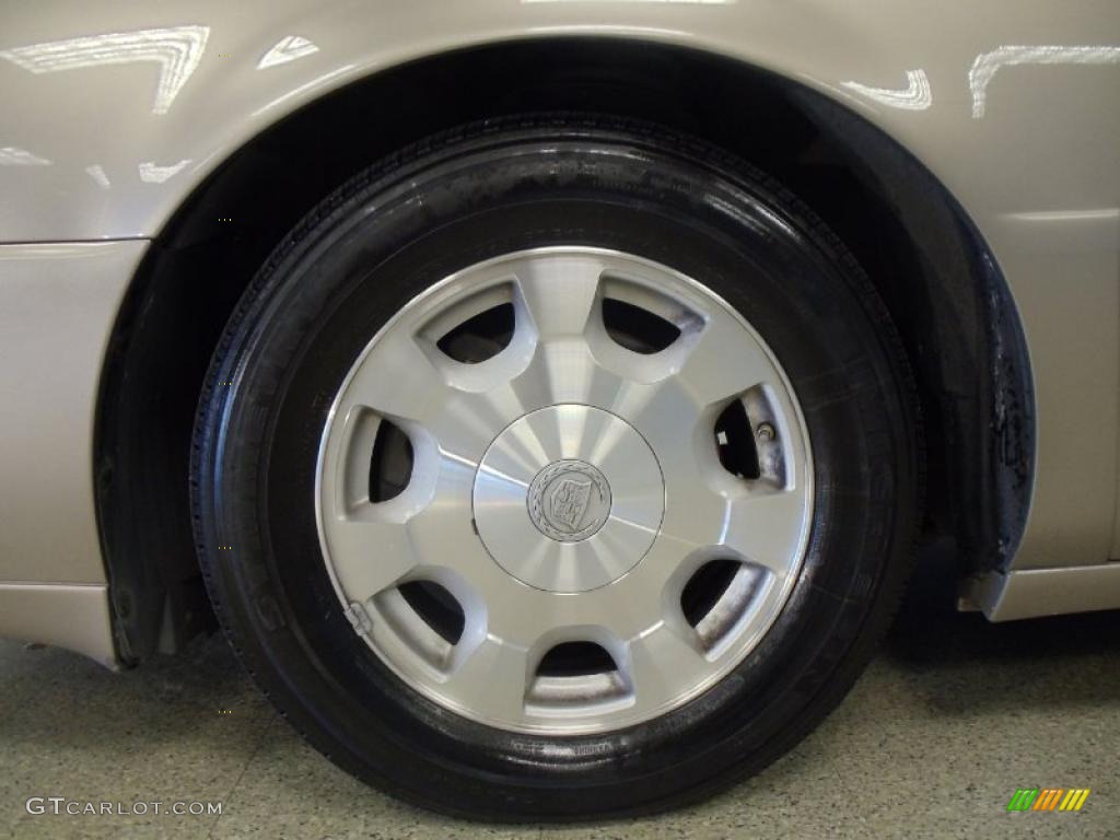 2002 Cadillac DeVille DTS Wheel Photo #47647675