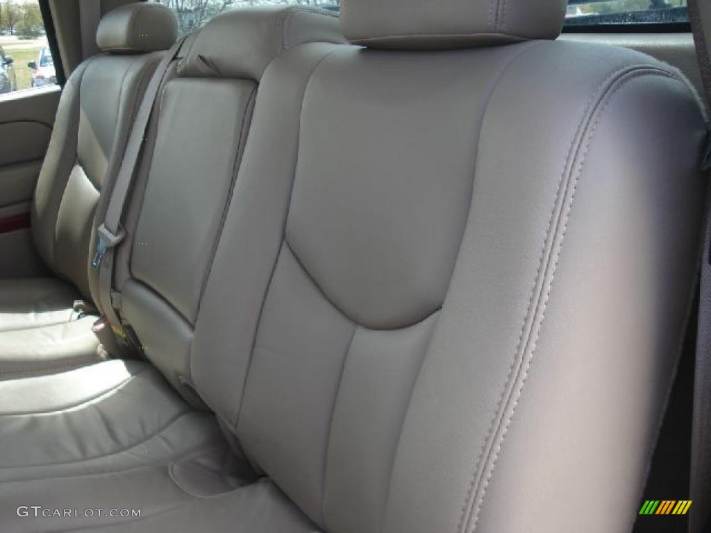 Tan Interior 2004 Chevrolet Silverado 2500HD LT Crew Cab 4x4 Photo #47647738