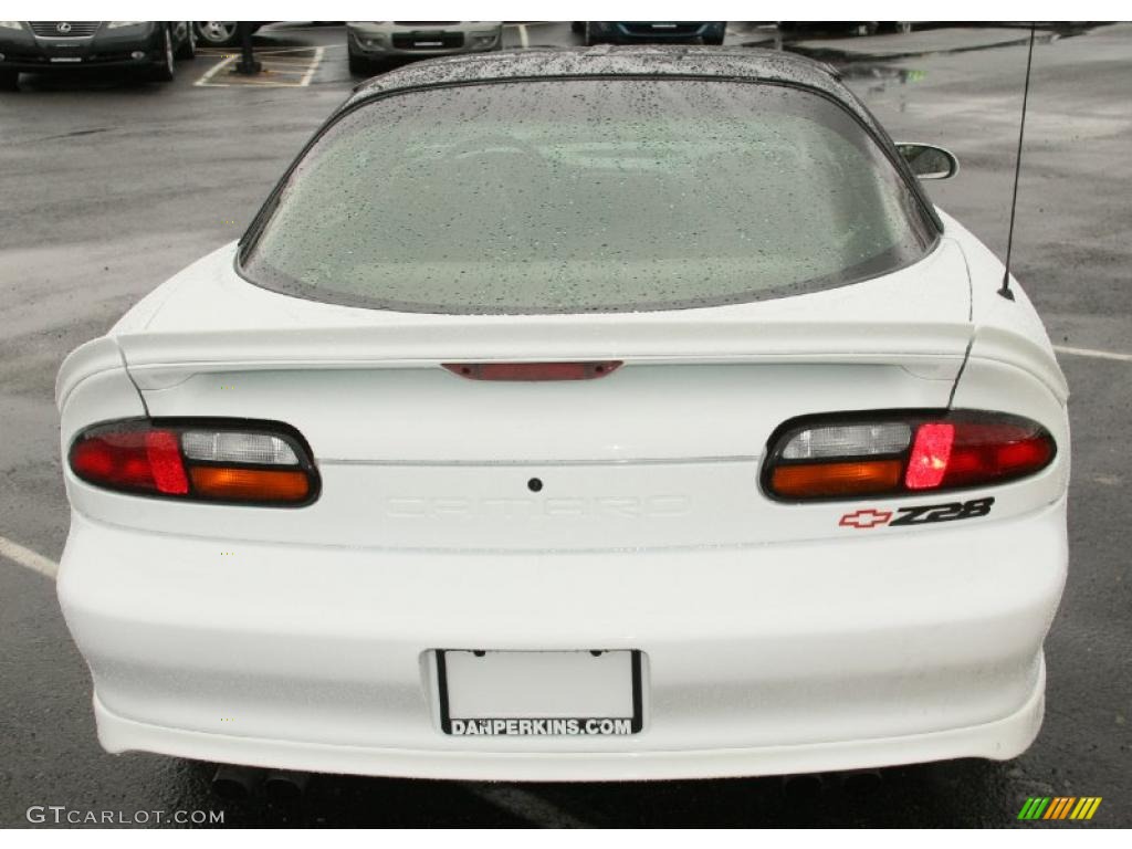 Arctic White 2002 Chevrolet Camaro Z28 Coupe Exterior Photo #47648194