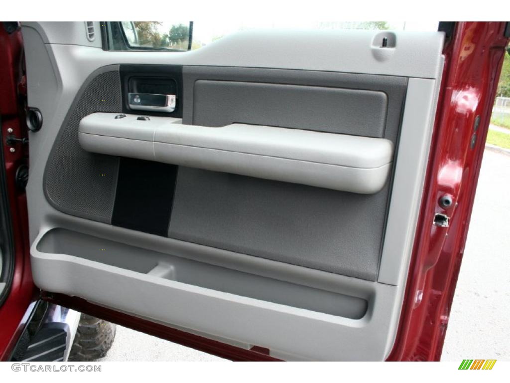 2006 F150 XLT SuperCab 4x4 - Dark Toreador Red Metallic / Medium/Dark Flint photo #32