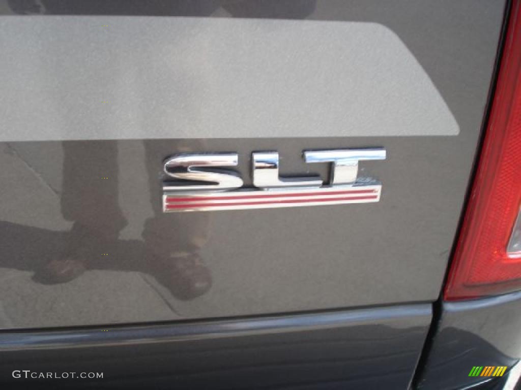 2003 Dodge Ram 1500 SLT Regular Cab Marks and Logos Photos