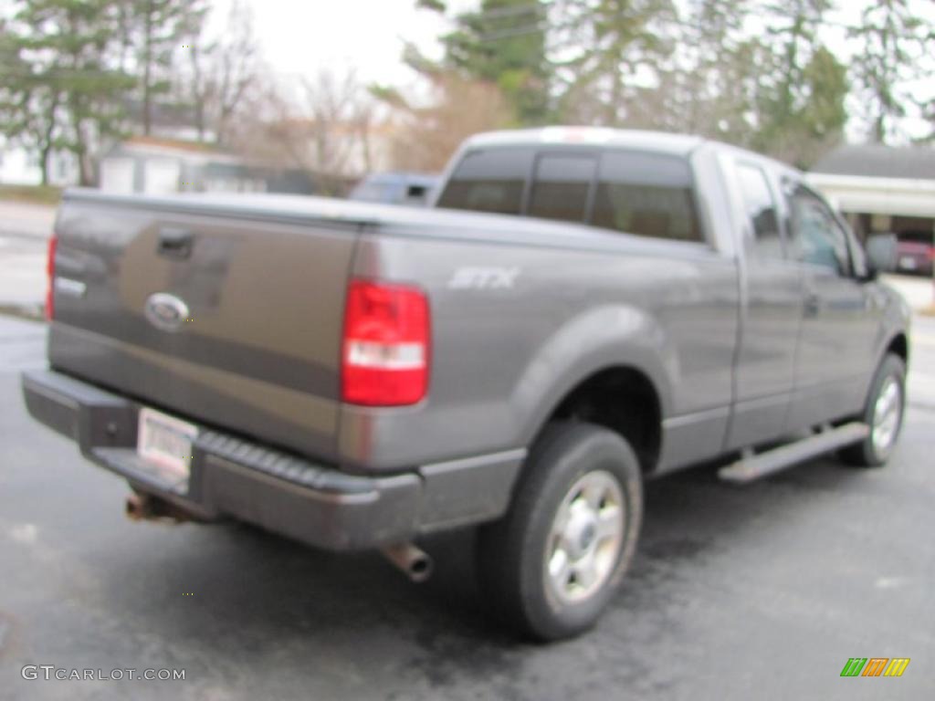 2004 F150 STX SuperCab 4x4 - Dark Shadow Grey Metallic / Medium Graphite photo #12