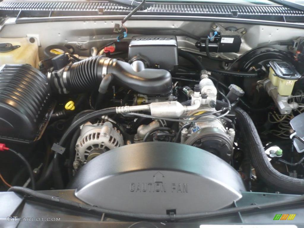 1999 Chevrolet Suburban K1500 LS 4x4 Engine Photos
