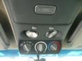 1999 Chevrolet Suburban Gray Interior Controls Photo