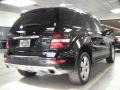 Black - ML 350 4Matic Photo No. 4