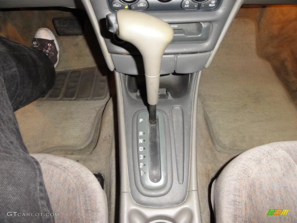 1998 Chevrolet Malibu LS Sedan Transmission Photos