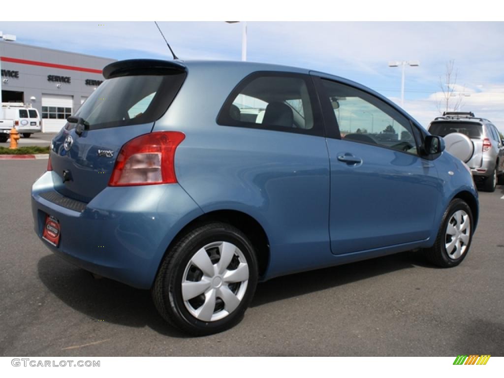 2007 Yaris 3 Door Liftback - Bayou Blue Metallic / Dark Charcoal photo #2