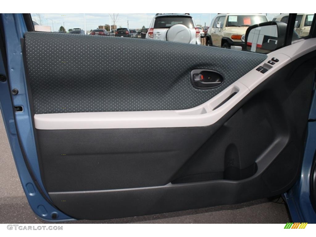2007 Yaris 3 Door Liftback - Bayou Blue Metallic / Dark Charcoal photo #13