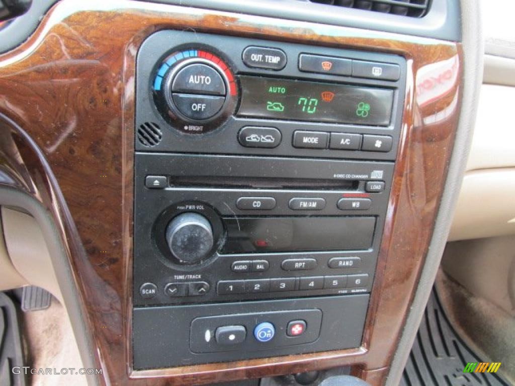 2003 Subaru Outback L.L. Bean Edition Wagon Controls Photo #47656900