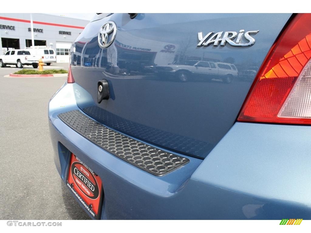 2007 Yaris 3 Door Liftback - Bayou Blue Metallic / Dark Charcoal photo #26