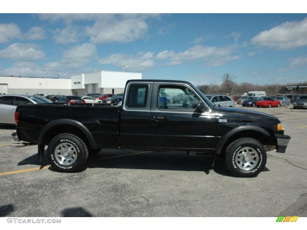 1999 B-Series Truck B3000 SE Extended Cab - Black / Gray photo #13