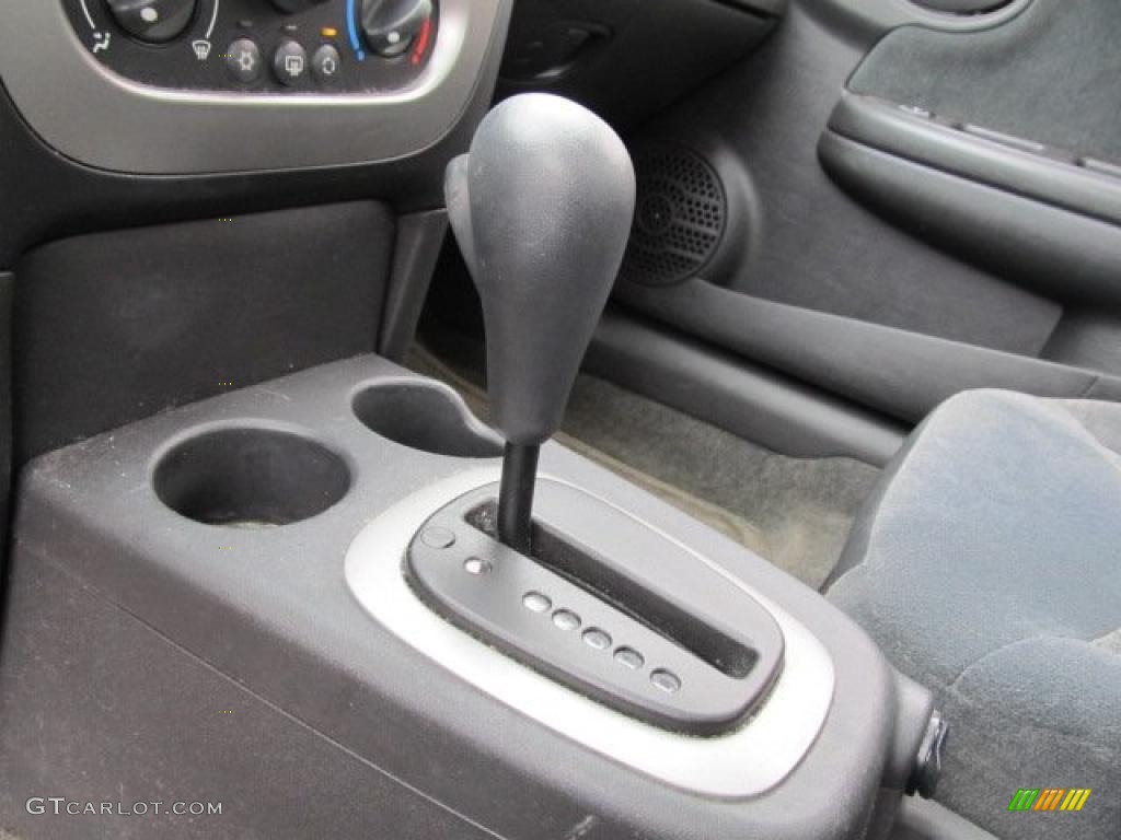 2004 Saturn ION 3 Quad Coupe 5 Speed Automatic Transmission Photo #47657206