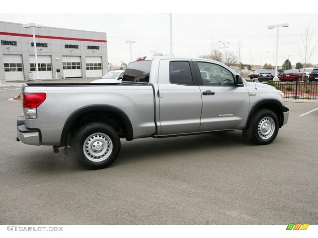 2009 Tundra Double Cab 4x4 - Silver Sky Metallic / Graphite Gray photo #2