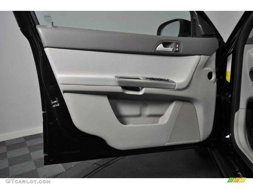 2008 Volvo S40 2.4i Umbra Brown/Quartz Beige Door Panel Photo #47659501
