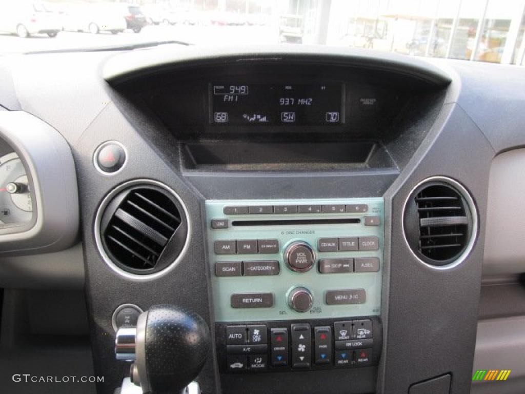2009 Honda Pilot EX 4WD Controls Photo #47660278
