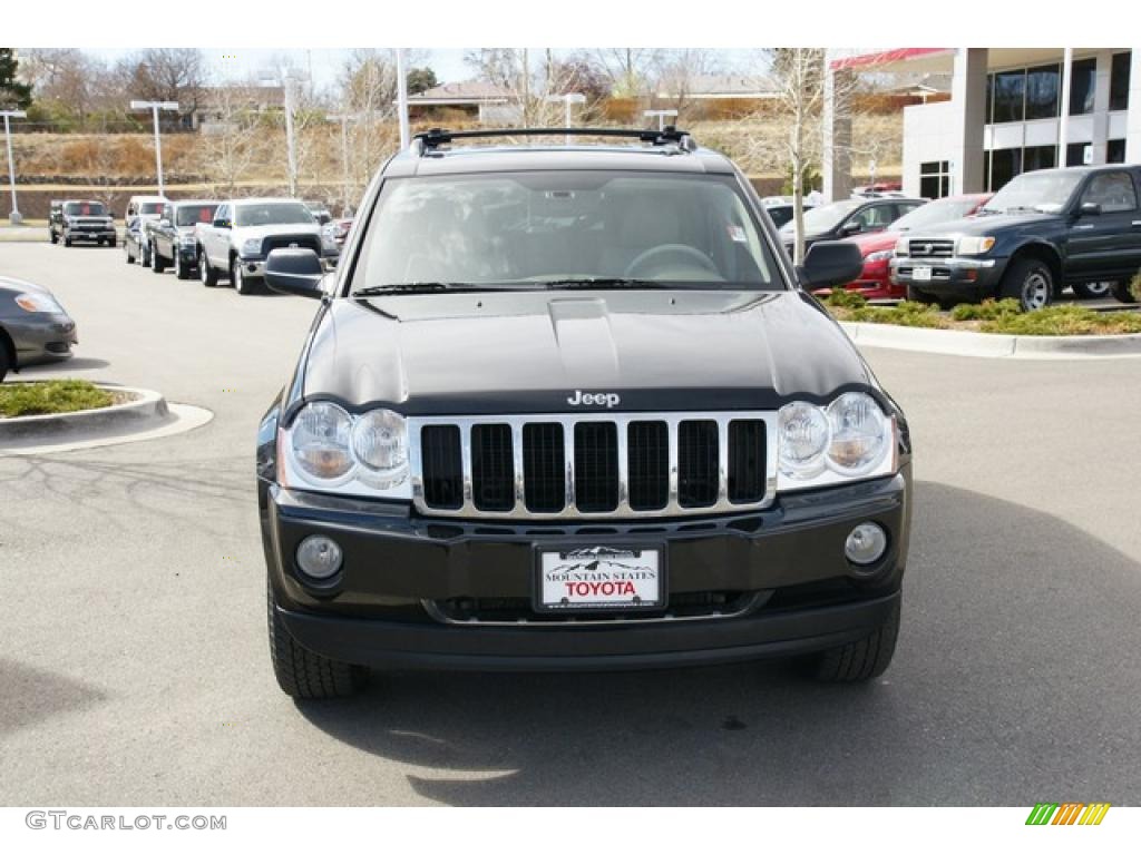 2005 Grand Cherokee Limited 4x4 - Black / Dark Khaki/Light Graystone photo #6