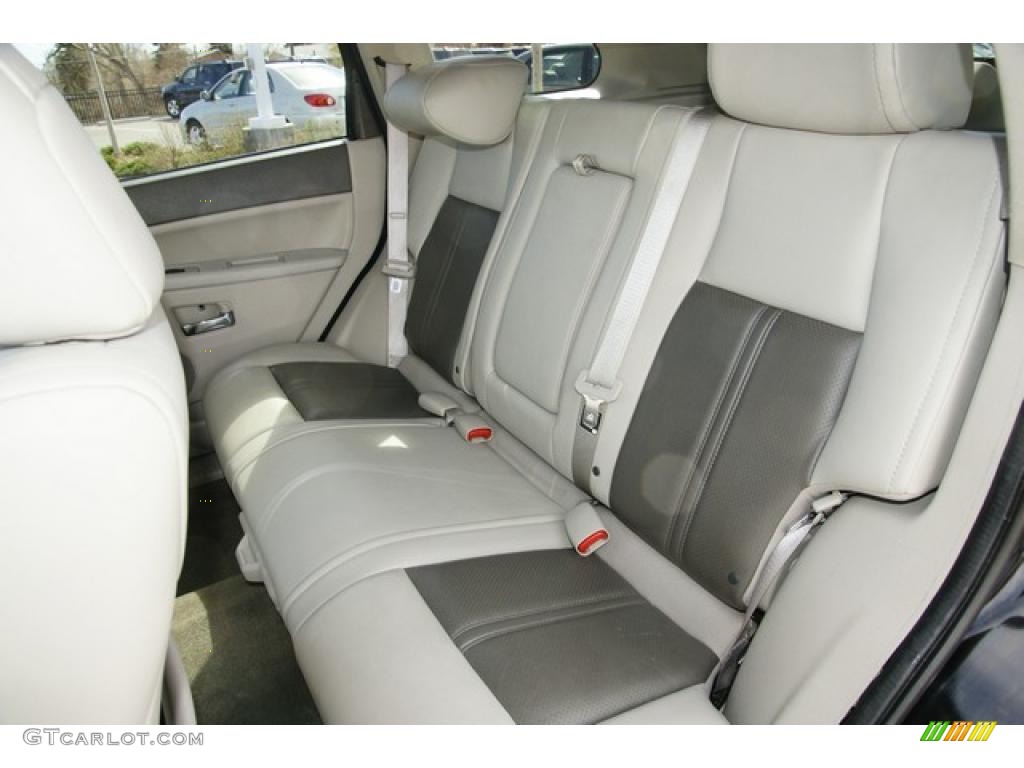 2005 Grand Cherokee Limited 4x4 - Black / Dark Khaki/Light Graystone photo #11