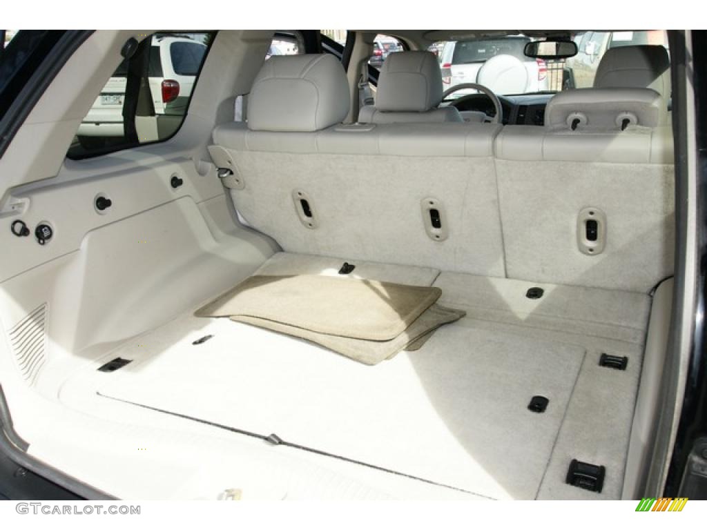 2005 Grand Cherokee Limited 4x4 - Black / Dark Khaki/Light Graystone photo #14