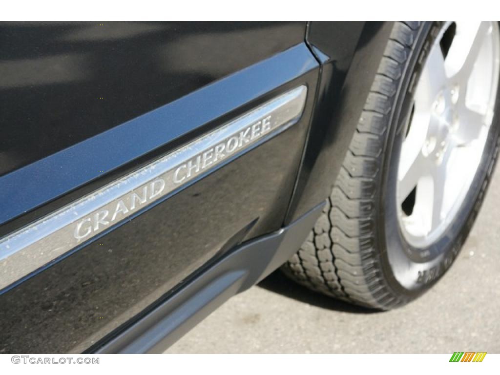 2005 Grand Cherokee Limited 4x4 - Black / Dark Khaki/Light Graystone photo #33