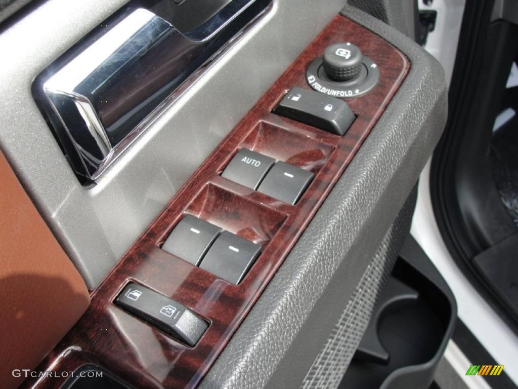 2011 Ford Expedition EL King Ranch Controls Photo #47661763
