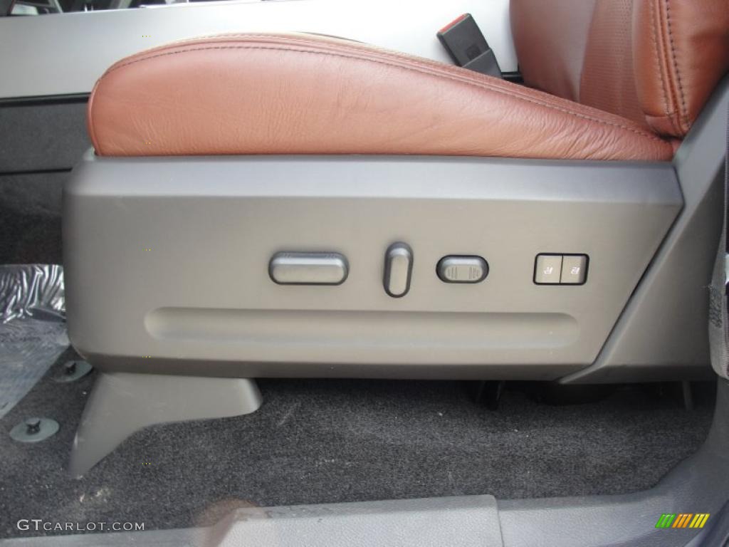 2011 Ford Expedition EL King Ranch Controls Photo #47661796