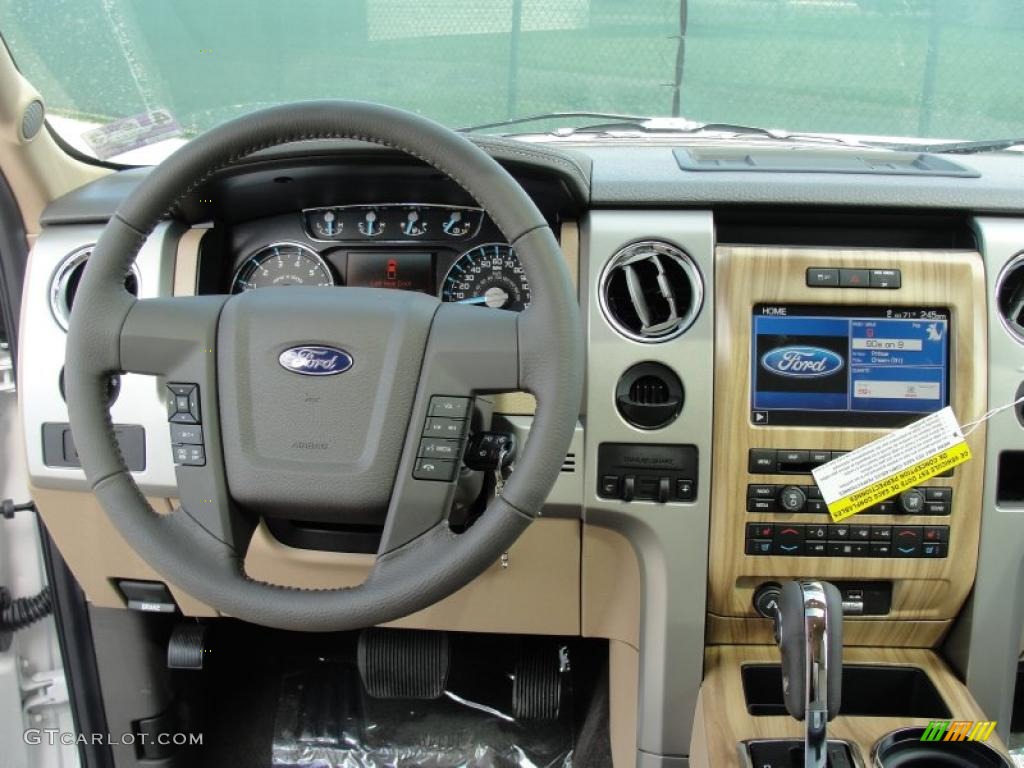 2011 F150 Lariat SuperCrew - White Platinum Metallic Tri-Coat / Pale Adobe photo #27