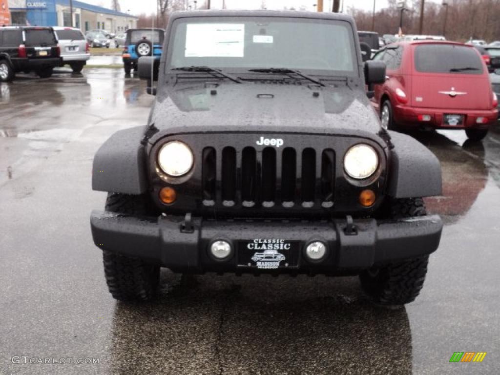 2011 Wrangler Call of Duty: Black Ops Edition 4x4 - Black / Black photo #2