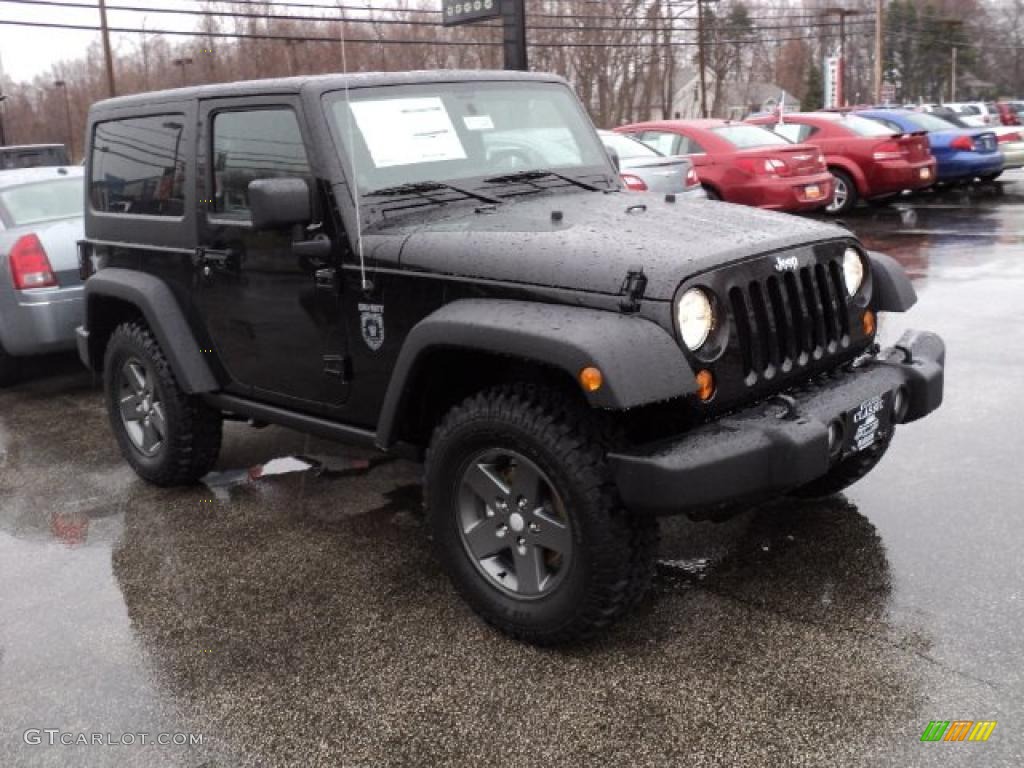 2011 Wrangler Call of Duty: Black Ops Edition 4x4 - Black / Black photo #3