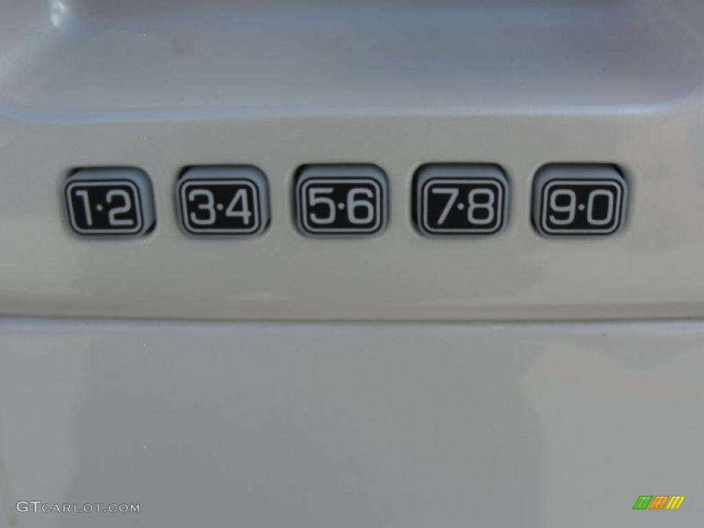 2011 F150 Platinum SuperCrew 4x4 - White Platinum Metallic Tri-Coat / Steel Gray/Black photo #15