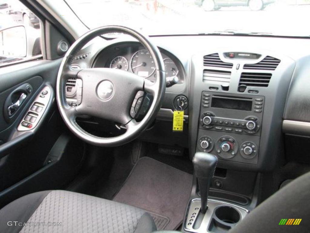 2007 Chevrolet Malibu Maxx LT Wagon Ebony Black Dashboard Photo #47666431