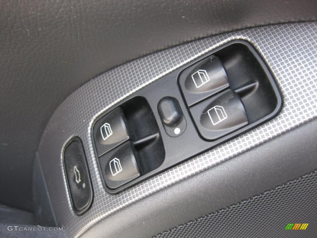 2002 Mercedes-Benz C 32 AMG Sedan Controls Photo #47667667
