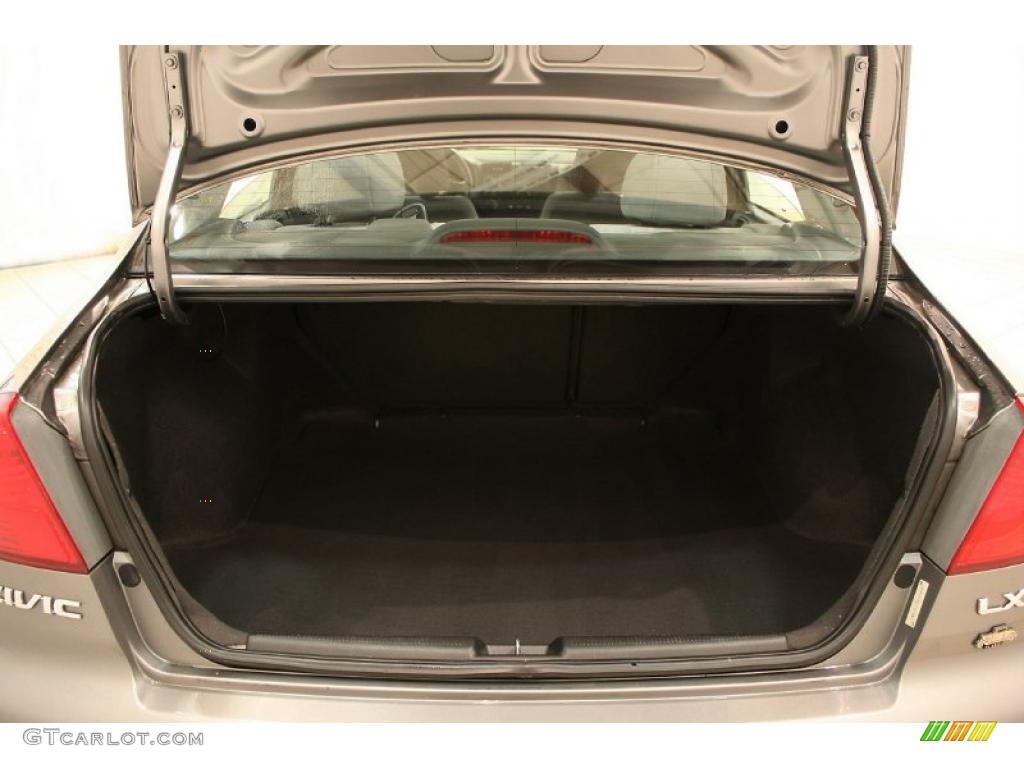 2004 Honda Civic LX Sedan Trunk Photo #47669530