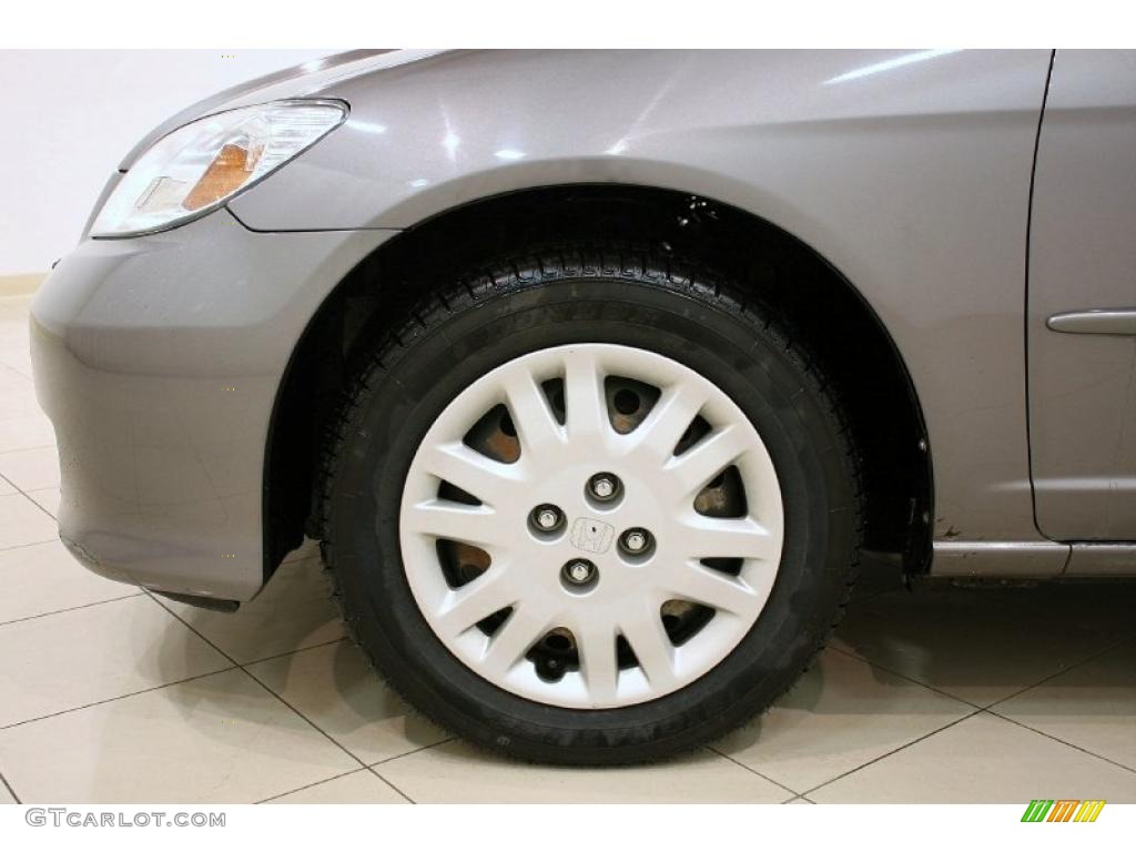 2004 Honda Civic LX Sedan Wheel Photo #47669560
