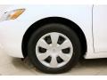 Super White - Camry LE Photo No. 19