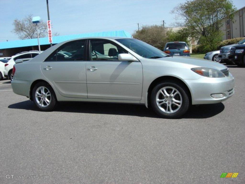 2003 Camry LE - Stratosphere Mica / Stone photo #2