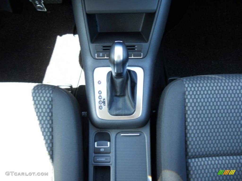2011 Volkswagen Tiguan S 6 Speed Tiptronic Automatic Transmission Photo #47670985