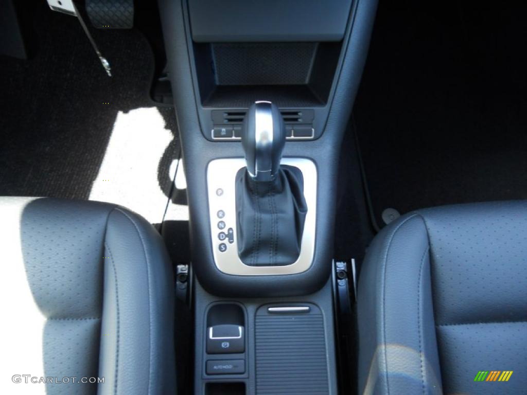 2011 Volkswagen Tiguan SE 6 Speed Tiptronic Automatic Transmission Photo #47671339