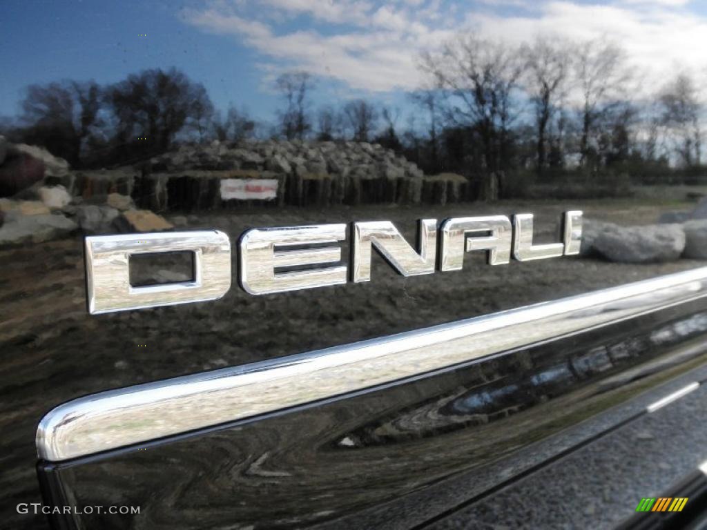 2011 GMC Sierra 1500 Denali Crew Cab 4x4 Marks and Logos Photos