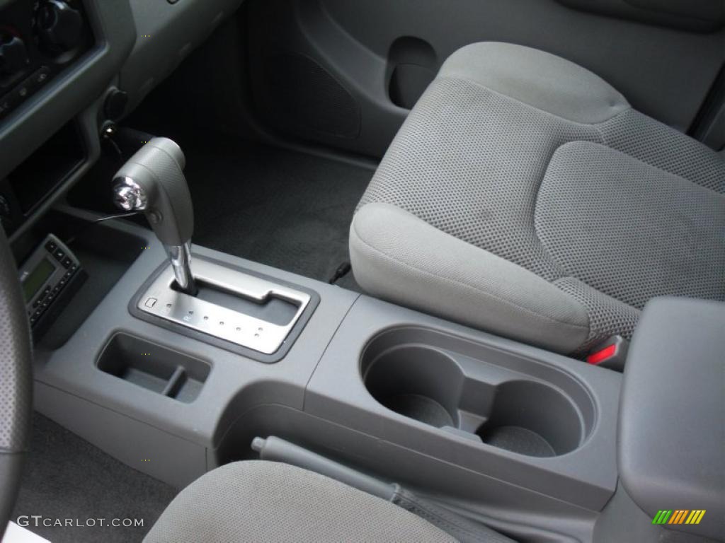 2007 Nissan Frontier SE Crew Cab 4x4 5 Speed Automatic Transmission Photo #47672380