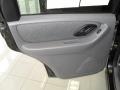 Black Clearcoat - Escape XLT V6 Photo No. 13