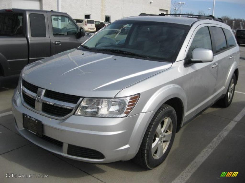 2009 Journey SXT - Bright Silver Metallic / Dark Slate Gray/Light Graystone photo #1